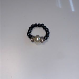 Stretchy Pearl Ring
